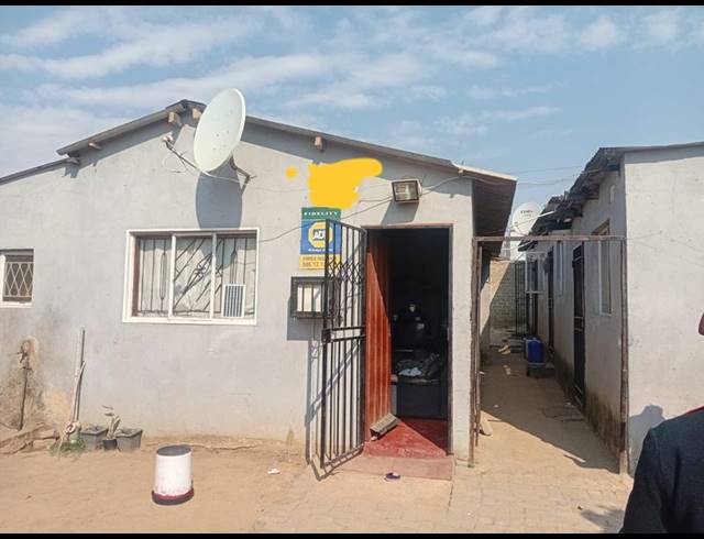 9 BEDROOM HOUSE FOR SALE IN COSMO CITY